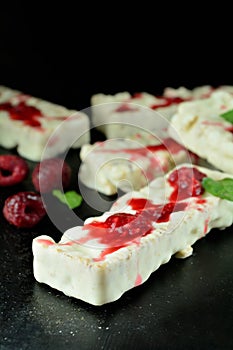 Homemade Protein Bars with Frozen Yogurt and Raspberries