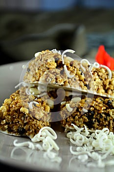 Homemade Protein Bars with Puffed Rice, Oats and Pumpkin Seeds