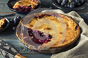 Homemade Sweet Concord Grape Pie