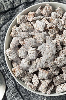 Homemade Sweet Muddy Buddy Puppy Chow