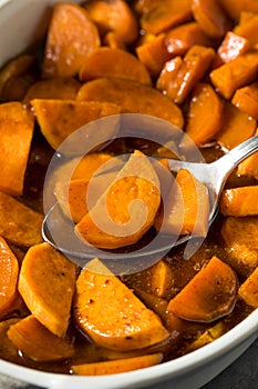 Homemade Thanksgiving Candied Yams