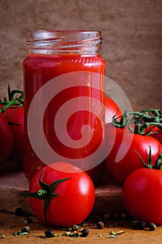 Homemade tomato sauce