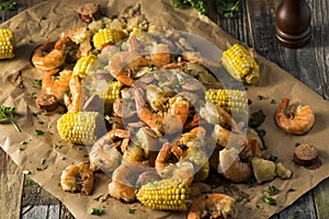 Homemade Traditional Cajun Shrimp Boil