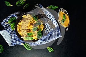 Homemade Vegan Mac and Cheese - a delicious vegan recipe photo