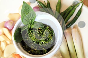 Homemade vegetarian Thai green curry paste with raw ingrediant