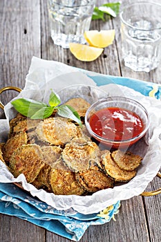 Homemade zucchini chips