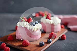 Homemake mix berry cake photo