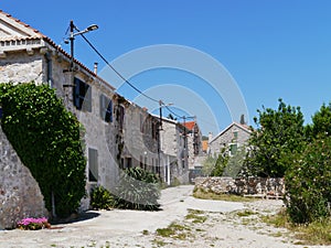Homes with electricity in a Croatian village