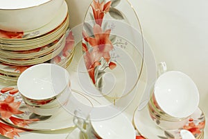 Homey dishware set