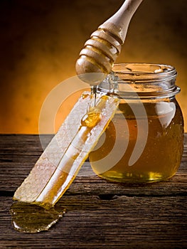 Honey with beeswax