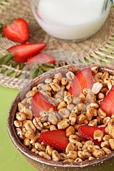 Honey cereals with strawberries