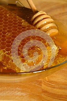 Honey comb and Drizzler