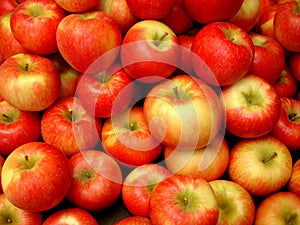 Med chrumkavý jablká 