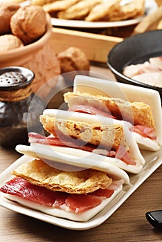 Honey ham with crispy cracker wrapped in thin bread