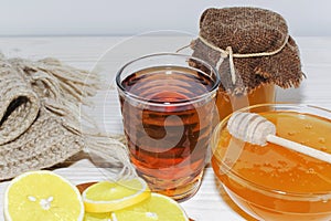 Honey and lemon. the natural medicine