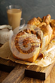 Honey and nuts pull-apart bread