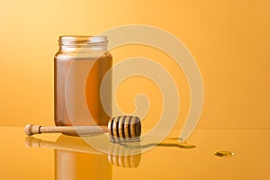 Honey pool, jar and dipper