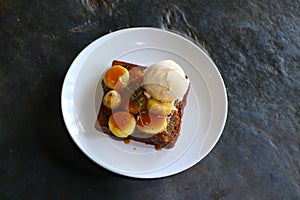 Honey toast with ice cream dessert