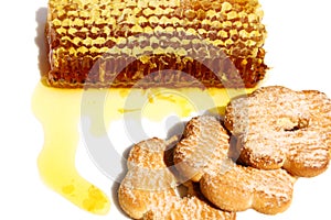 Honeycombs with cookies