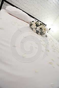 Honeymoon bed