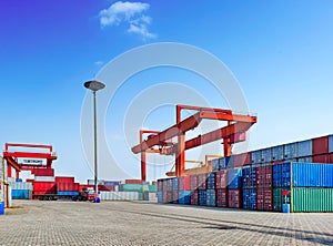 Hong Kong industrial containers on the wharf