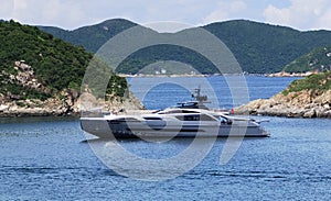 Hong Kong Luxury Lifestyle Yacht Design Boat Fisherman Fishing Boats Sailing Motor Junk Ship Blue Ocean Horizon