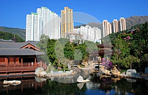 Hong Kong: Nan Lian Garden & Apt. Towers