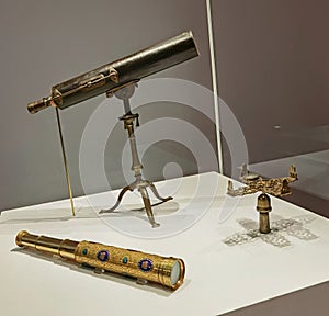 Hong Kong Palace Museum Antique Telescope Lens Manifying Glass Western Treasure Invention