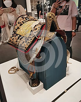 Hong Kong Palace Museum Chinese Antique Treasure Qing Qianlong Horseback Riding Saddle Embroidery Gear