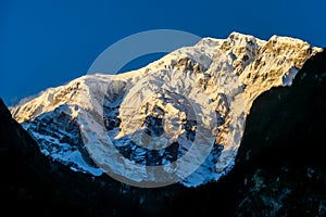 Hongde - A close up on a snow caped mountain