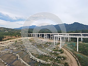 Hongqiao Chanhe River Source of the Ring Road Network under the Qinling Mountains