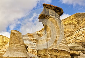 Hoodoos Drumheller valley photo