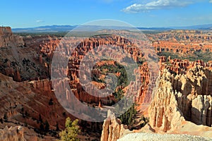 Hoodoos and Observation Point from Bryce Point in Evening Light, Southwest Desert, Bryce Canyon National Park, Utah, USA