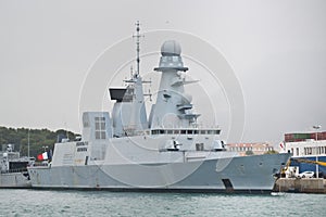 The Horizon- class air-defence destroyer photo