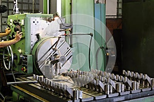 Horizontal milling machine