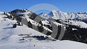 Horneggli Berghaus and ski slopes.