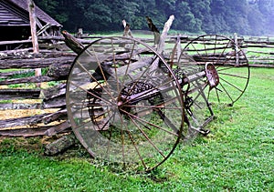 Horse drawn dump rake