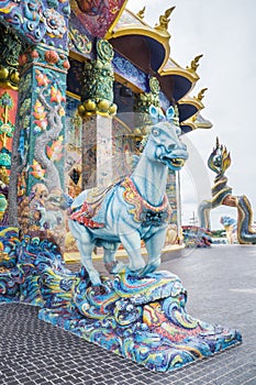 Horse sculpture was decorated with glazed tile