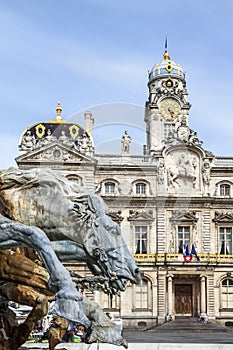 Horse statue before the Lyon City Hall