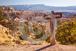 Horse Trail with frequent tourist horse rides at Sunrise Point, Bryce National Park, Utah