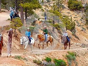 Horseback riders, Bryce Canyon