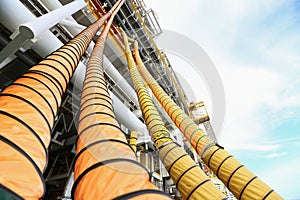 Hose line installed in oil and gas process and purge nitrogen gas into vessel for protected fire case, Offshore construction