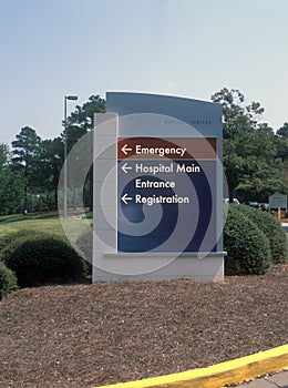Hospital entrance sign