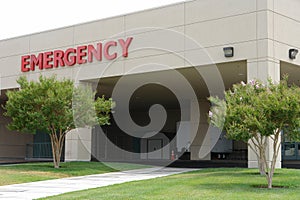 Hosptal emergency entrance sign