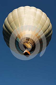 Hot air ballon and blu sky