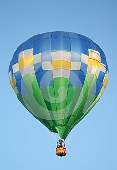 Hot Air Balloon with Daisies