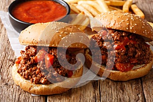 Hot American Delicious sandwiches Sloppy Joe and french fries, k