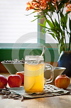 Hot apple cider vinegar and honey drink