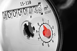 Hot and cold water meter