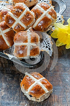 Hot cross buns